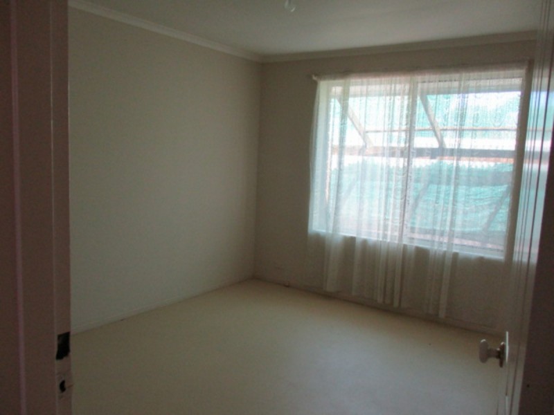 8 Teasdale Crescent, Parafield Gardens SA 5107