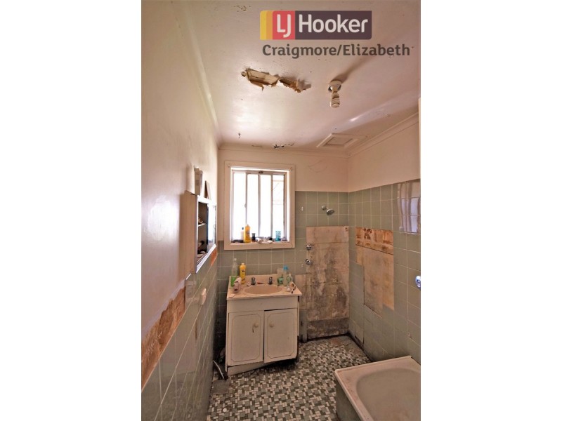 31 Woodlands Road, Elizabeth Downs SA 5113