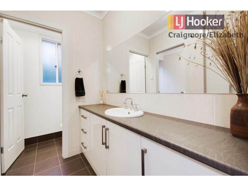 2 Matthew Rise, Blakeview SA 5114