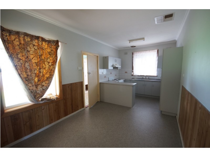 17 Midway Road, Elizabeth East SA 5112