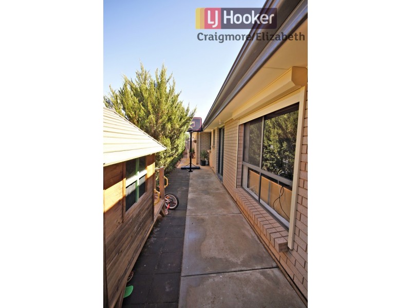 5 Kalyvas Drive, Munno Para West SA 5115