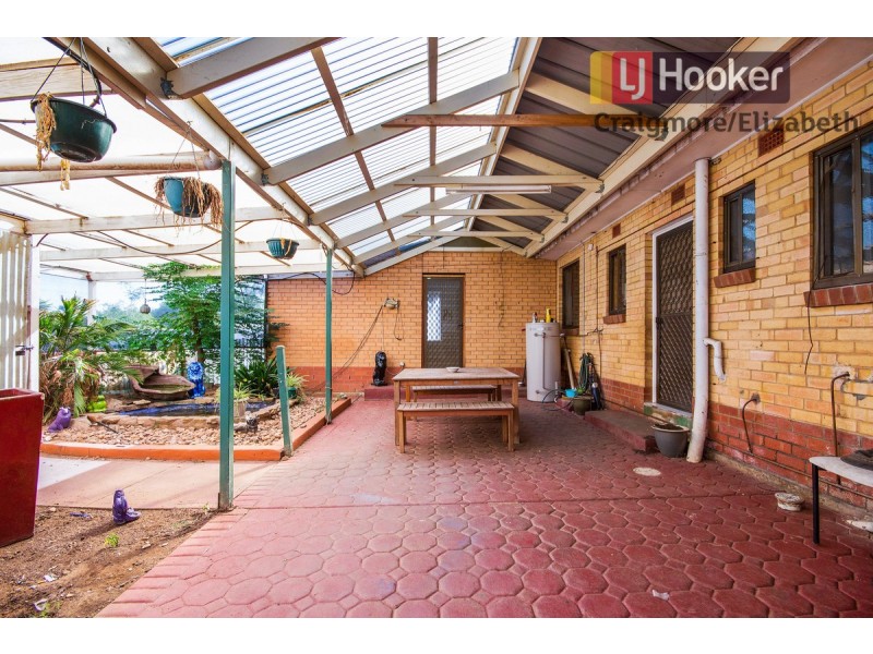 42 Garlick Road, Elizabeth Park SA 5113