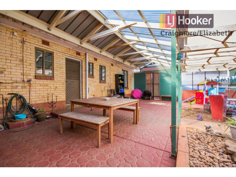 42 Garlick Road, Elizabeth Park SA 5113