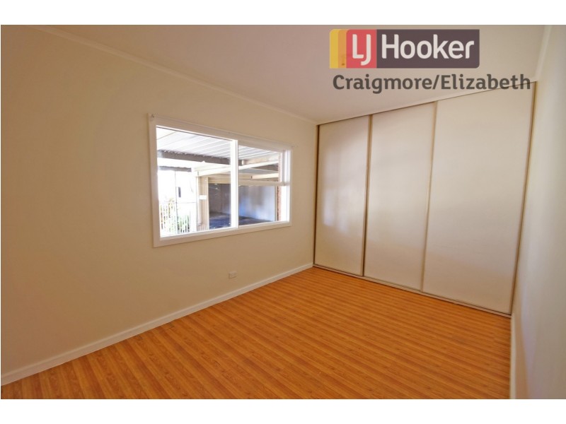 6 Robins Street, Elizabeth Downs SA 5113