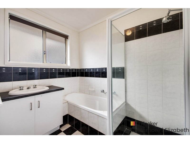 17 Park Lake Boulevard, Blakeview SA 5114