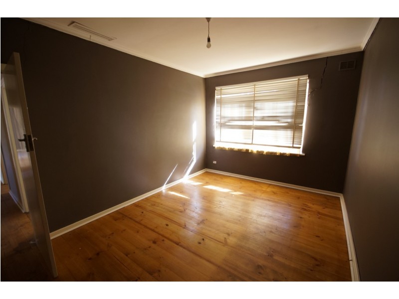 6 Short Road, Elizabeth SA 5112