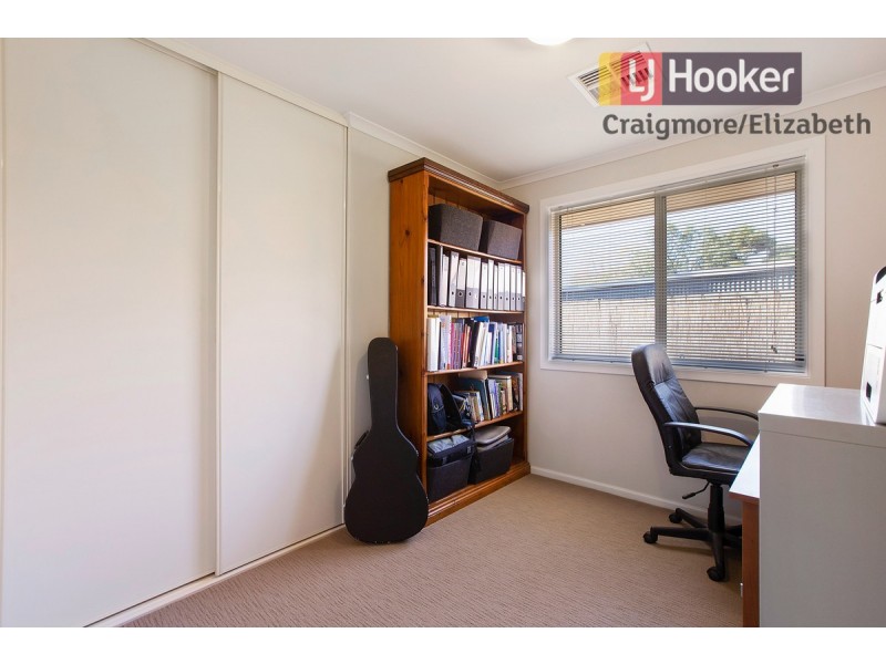 10 Pyrus Crescent, Andrews Farm SA 5114