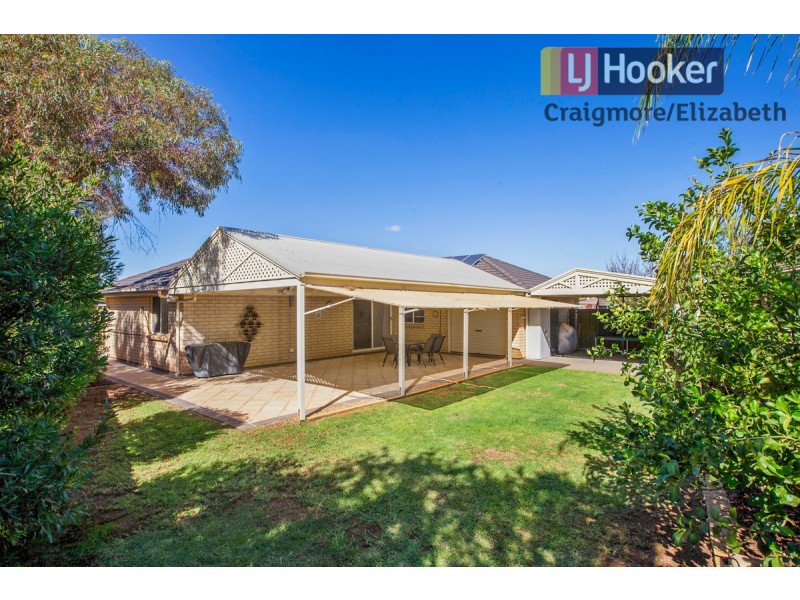 10 Pyrus Crescent, Andrews Farm SA 5114