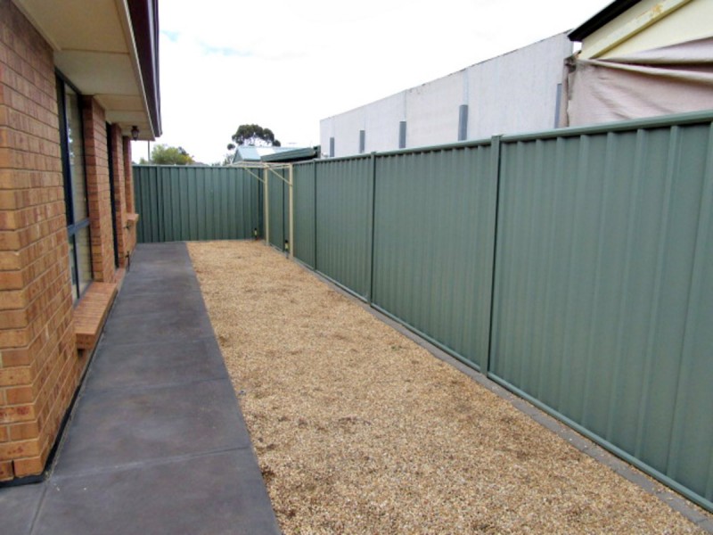 4 Dylan Close, Munno Para West SA 5115