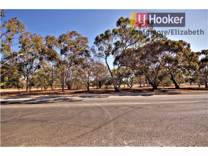 1 Miles Street, Elizabeth Downs SA 5113