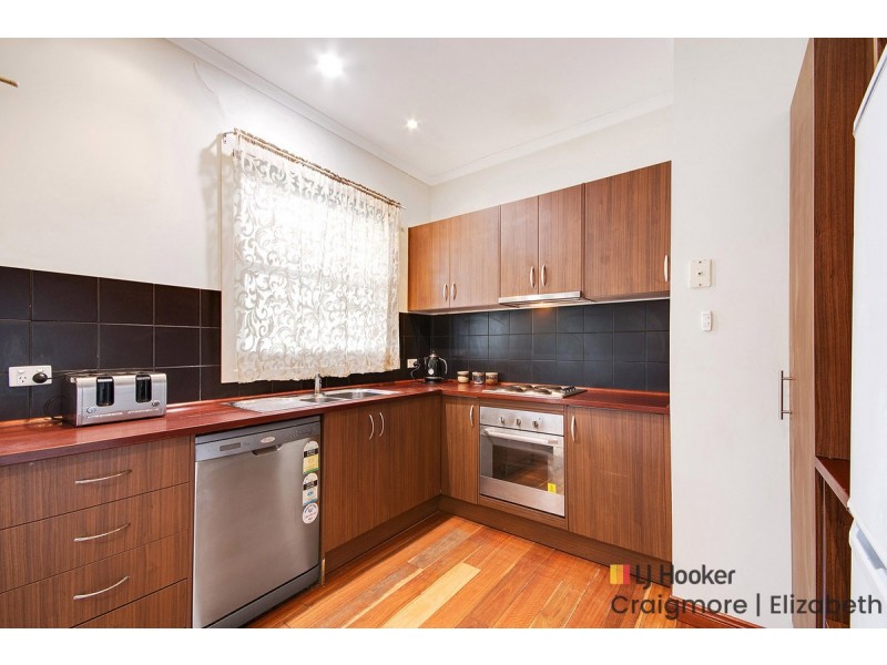 8 Bloomfield Crescent, Elizabeth Downs SA 5113