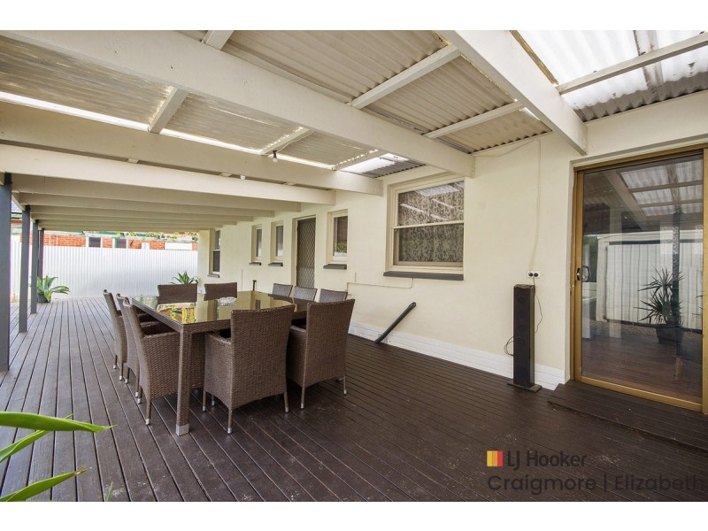 8 Bloomfield Crescent, Elizabeth Downs SA 5113