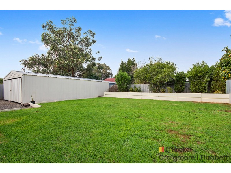8 Bloomfield Crescent, Elizabeth Downs SA 5113