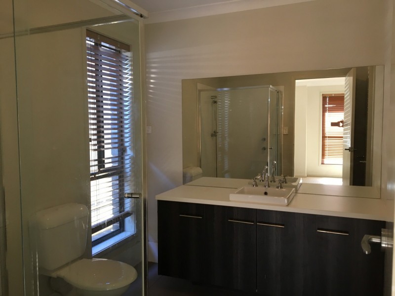 16 Overlander Way, Smithfield SA 5114