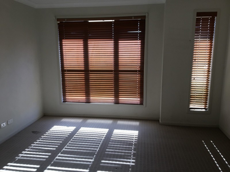 16 Overlander Way, Smithfield SA 5114