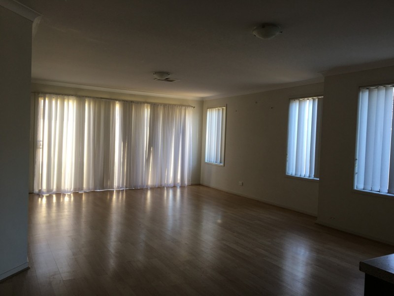 16 Overlander Way, Smithfield SA 5114