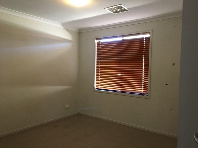 16 Overlander Way, Smithfield SA 5114