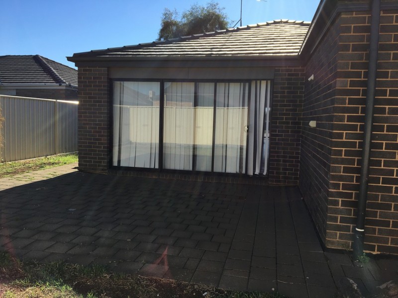 16 Overlander Way, Smithfield SA 5114