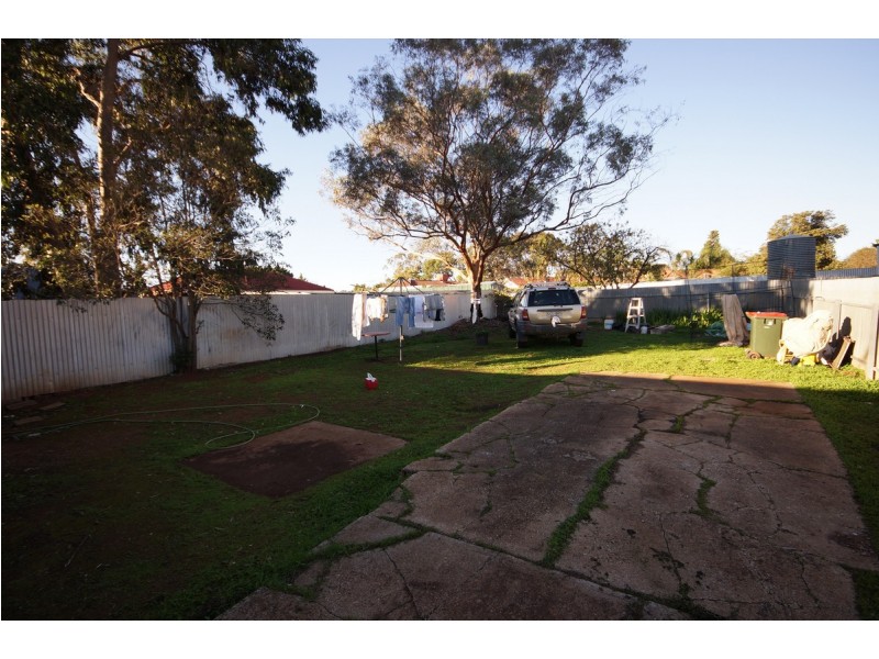 6 & 8 Hocking Street, Elizabeth Downs SA 5113