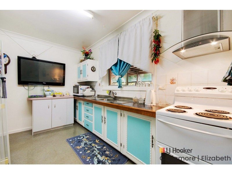 13 Barrington Road, Elizabeth Downs SA 5113