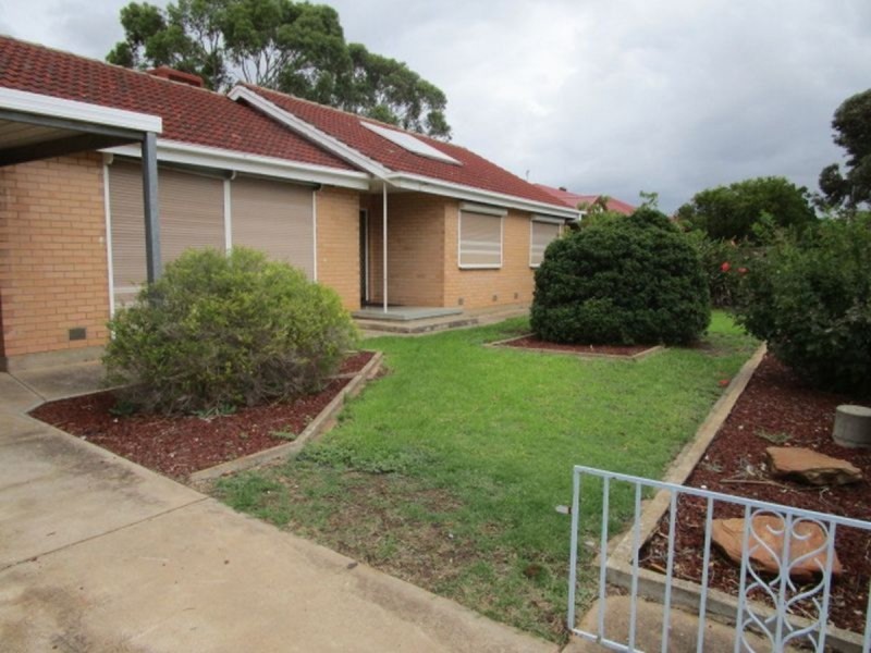 11 Fairfield Road, Elizabeth Grove SA 5112