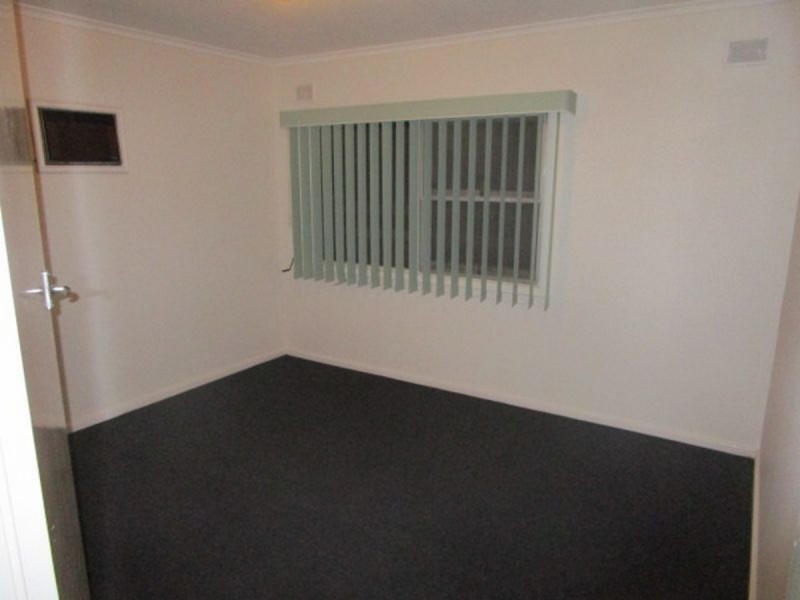 11 Fairfield Road, Elizabeth Grove SA 5112