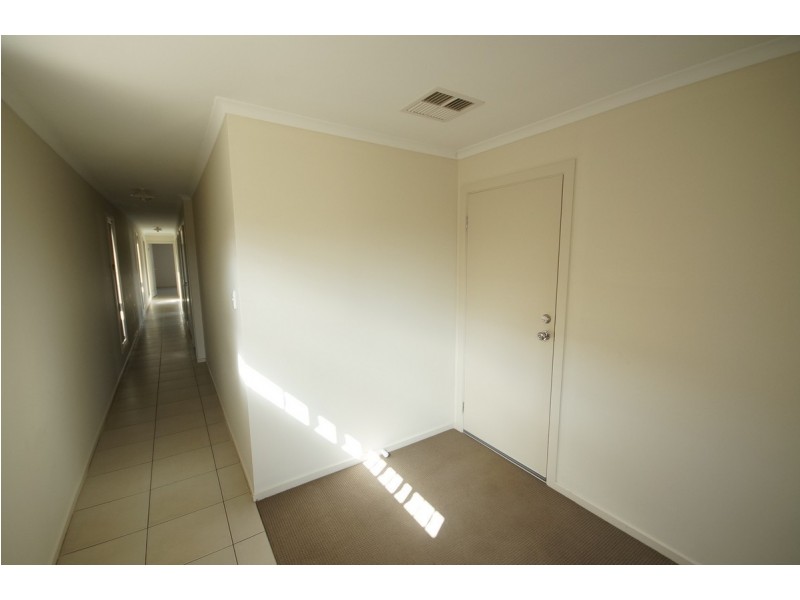 75 Centenary Circuit, Andrews Farm SA 5114