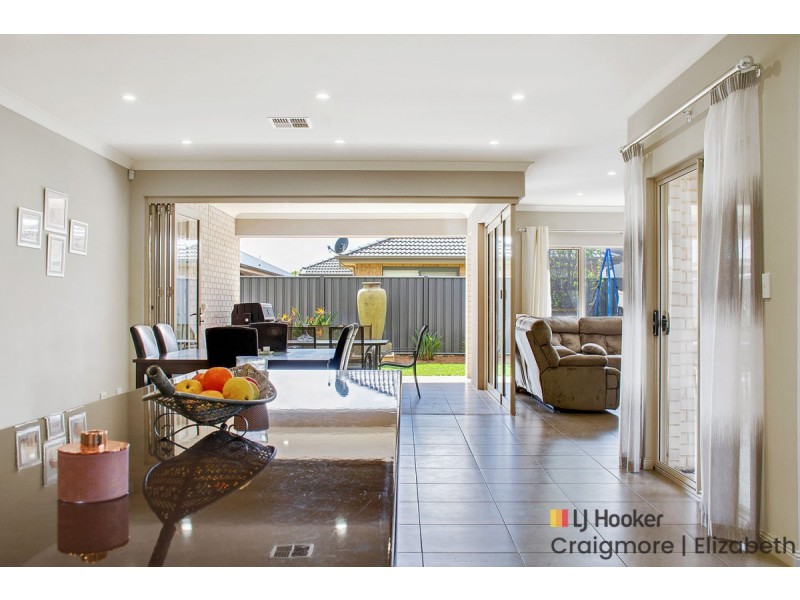 6 Sears Road, Evanston Gardens SA 5116