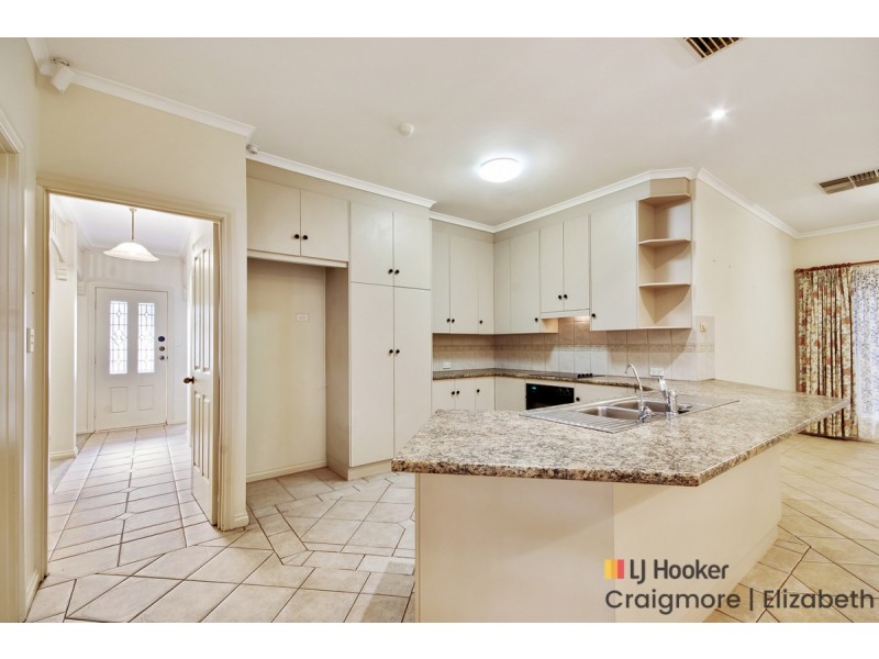 35 Castle Court, Blakeview SA 5114