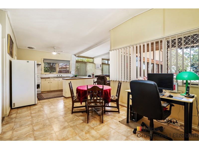 4 Garlick Road, Elizabeth Park SA 5113