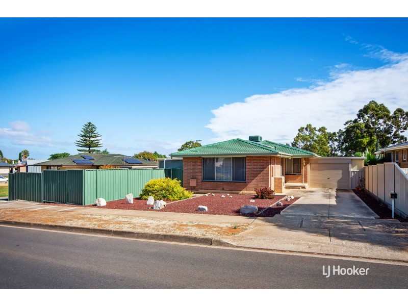 5 Woodlands Road, Elizabeth Downs SA 5113