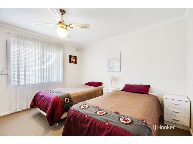 5 Woodlands Road, Elizabeth Downs SA 5113