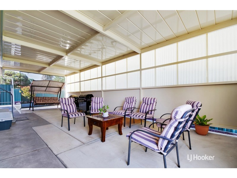 5 Woodlands Road, Elizabeth Downs SA 5113