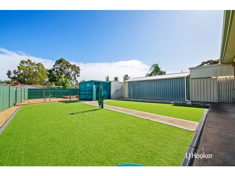 5 Woodlands Road, Elizabeth Downs SA 5113