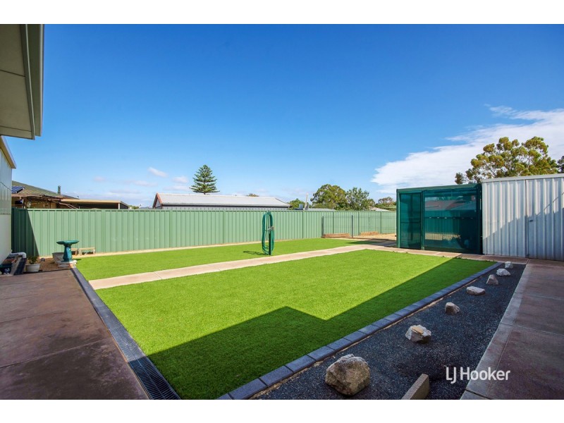 5 Woodlands Road, Elizabeth Downs SA 5113