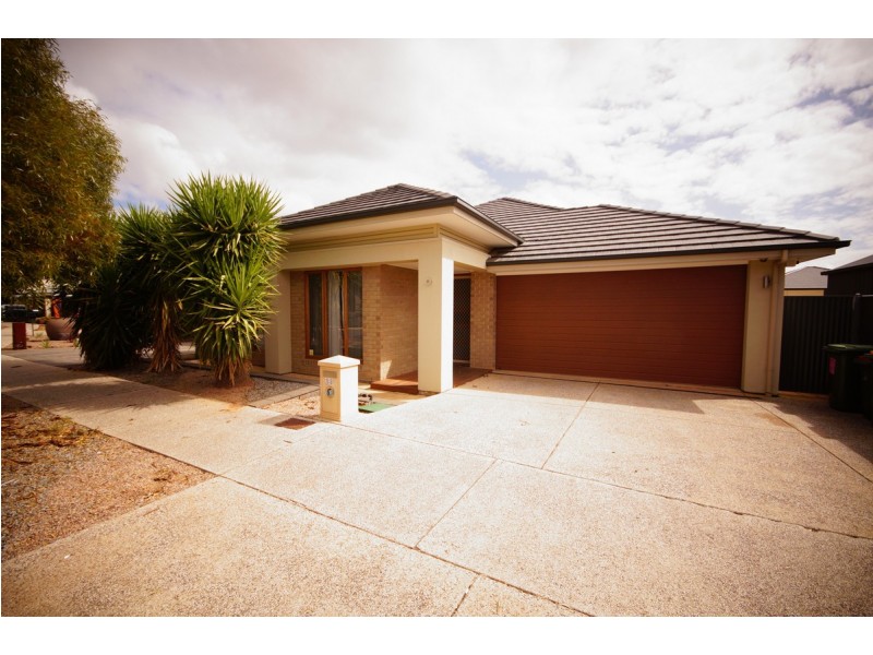 29 Salmon Gum Crescent, Blakeview SA 5114