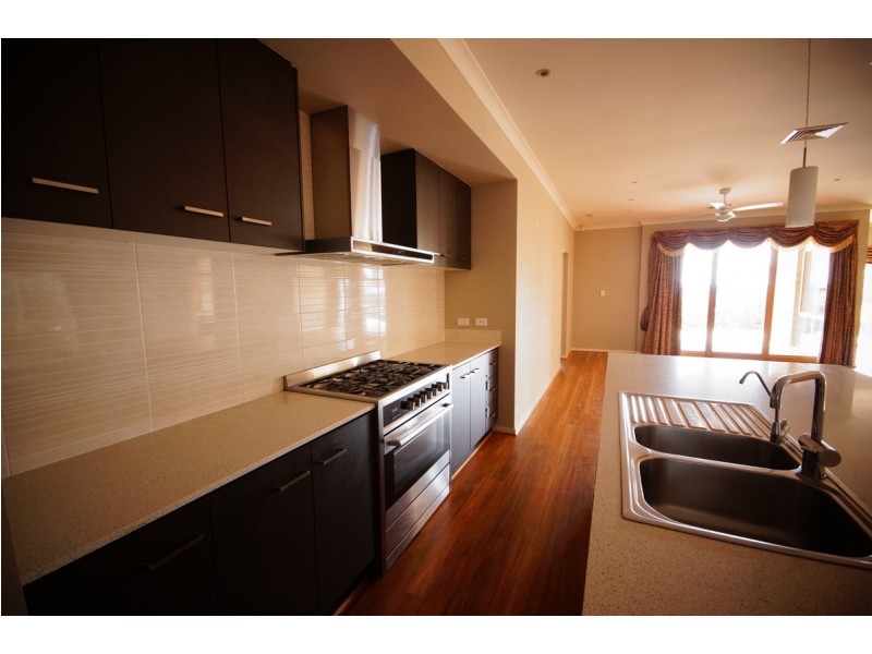 29 Salmon Gum Crescent, Blakeview SA 5114