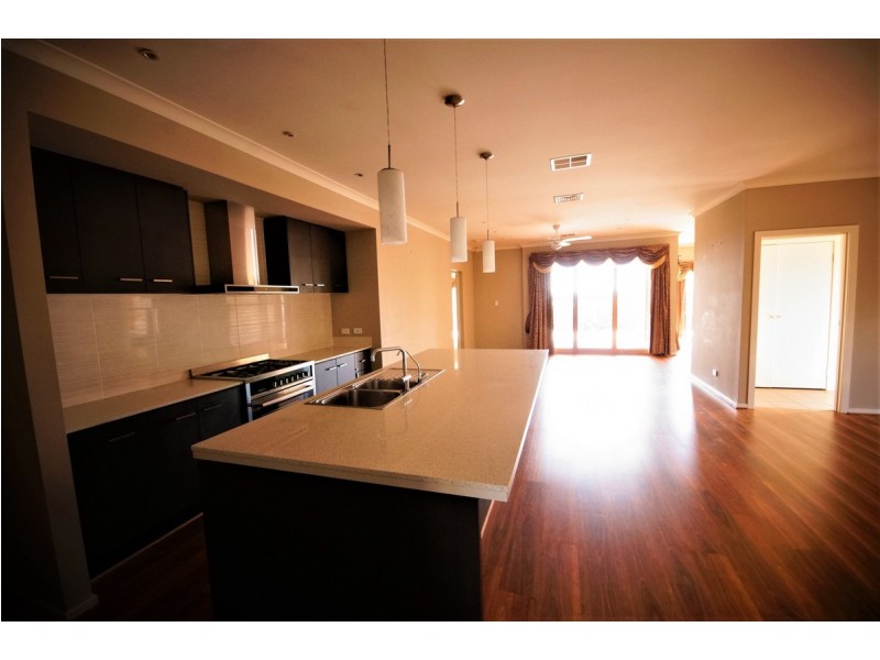 29 Salmon Gum Crescent, Blakeview SA 5114