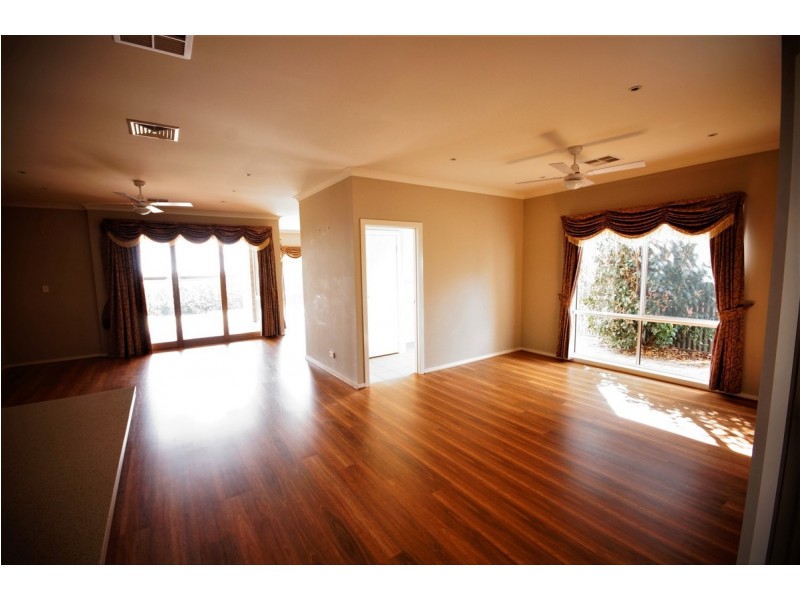 29 Salmon Gum Crescent, Blakeview SA 5114