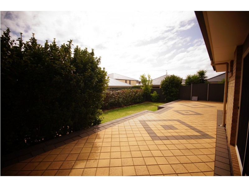 29 Salmon Gum Crescent, Blakeview SA 5114