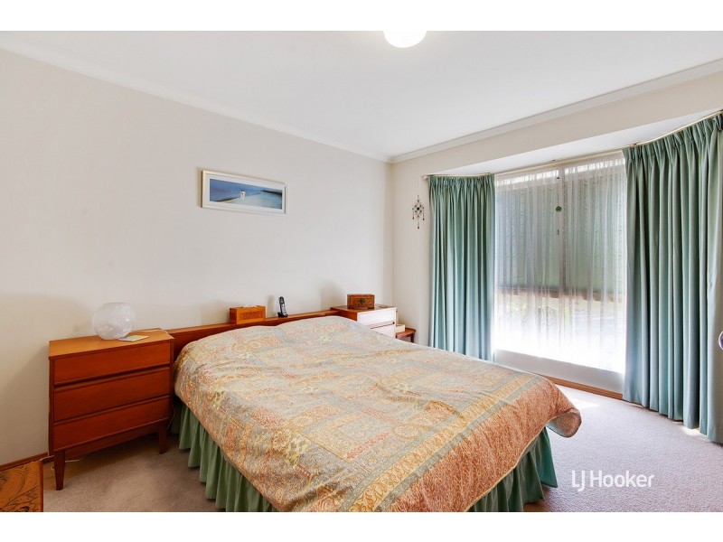 4 Chestnut Grove, Hillbank SA 5112