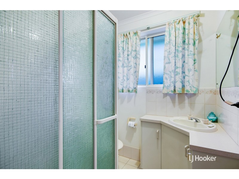 4 Chestnut Grove, Hillbank SA 5112