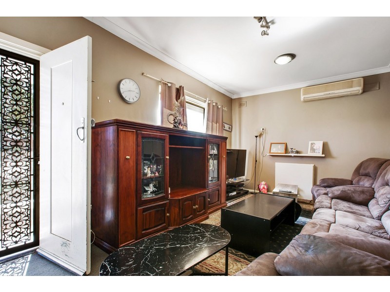 15 Hewitt Road, Elizabeth South SA 5112