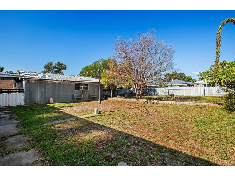 15 Hewitt Road, Elizabeth South SA 5112
