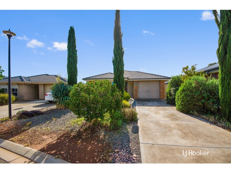 7 Oriana Court, Smithfield SA 5114