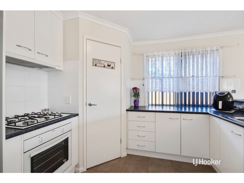 7 Oriana Court, Smithfield SA 5114