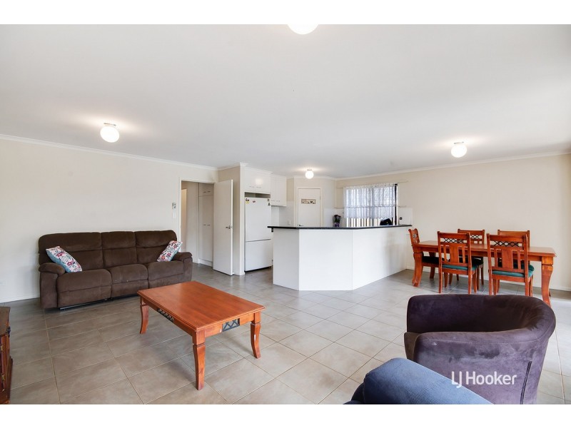 7 Oriana Court, Smithfield SA 5114