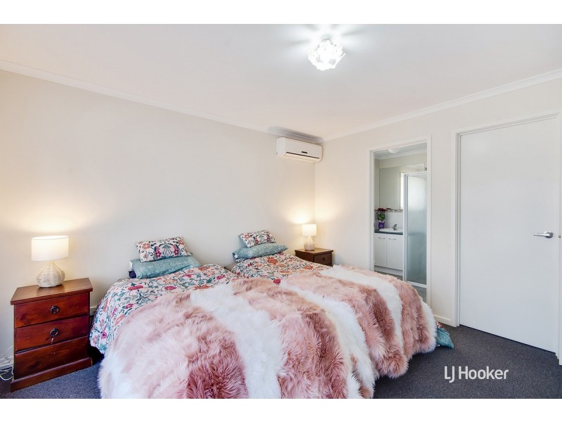 7 Oriana Court, Smithfield SA 5114