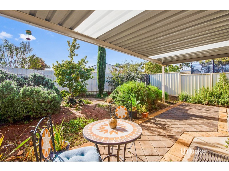 7 Oriana Court, Smithfield SA 5114