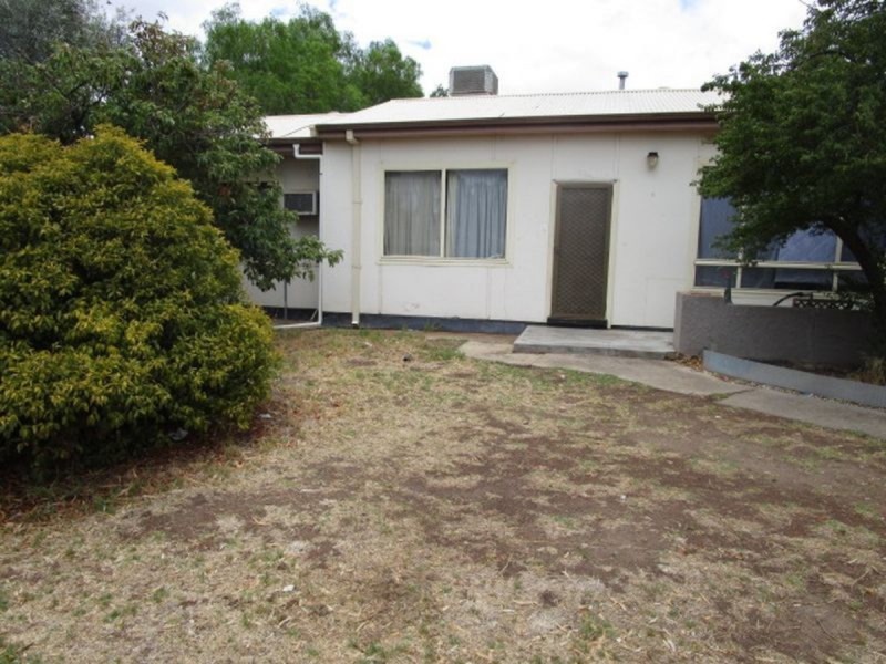 8 John Street, Smithfield SA 5114